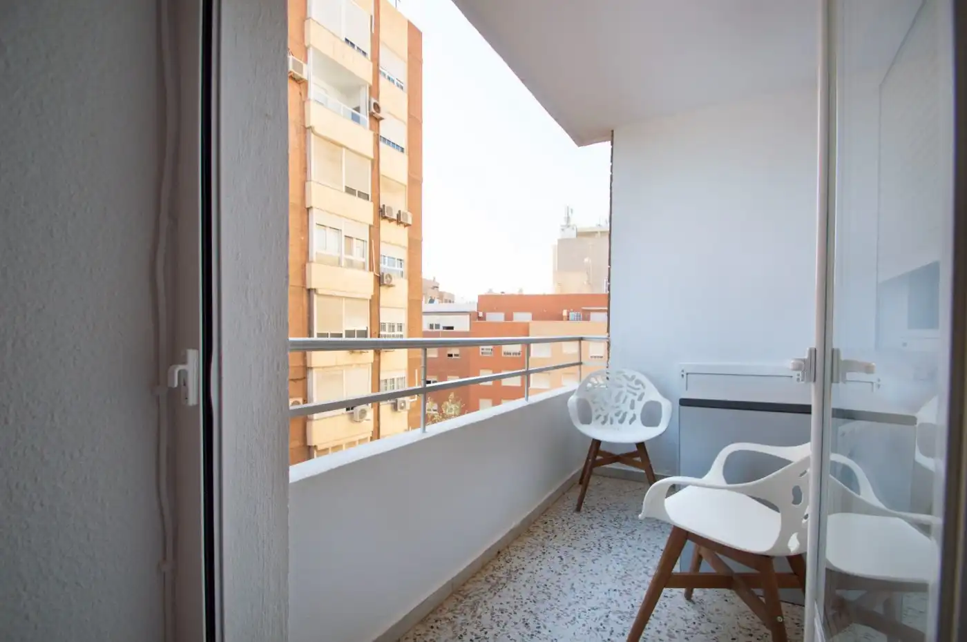 Flat with lift to rent in Ciudad Jardín - Tagarete - El Zapillo, imagen 2