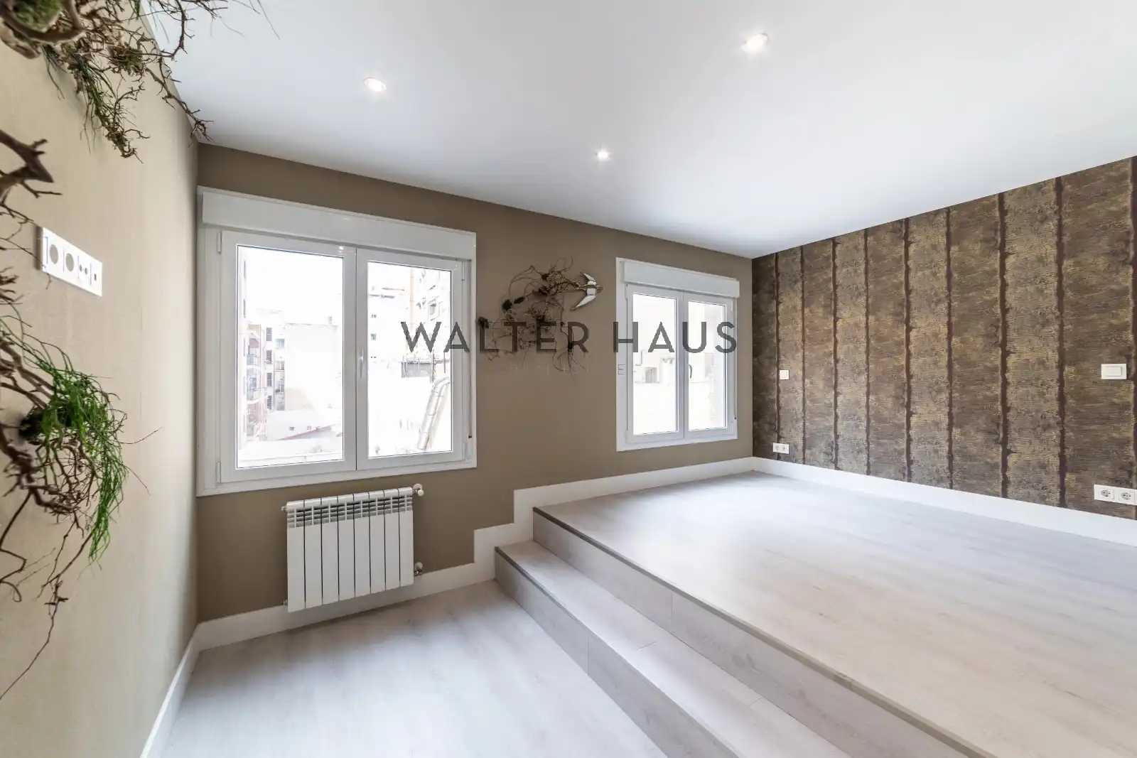 Habitación de Dúplex en venta en Madrid con Calefacción, Horno y Lavadora