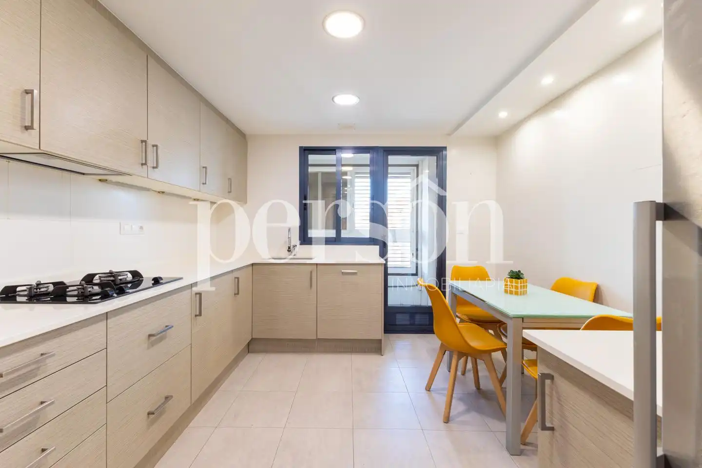 Kitchen of Flat for rent in Valencia  with Air Conditioner, Heating and Private garden