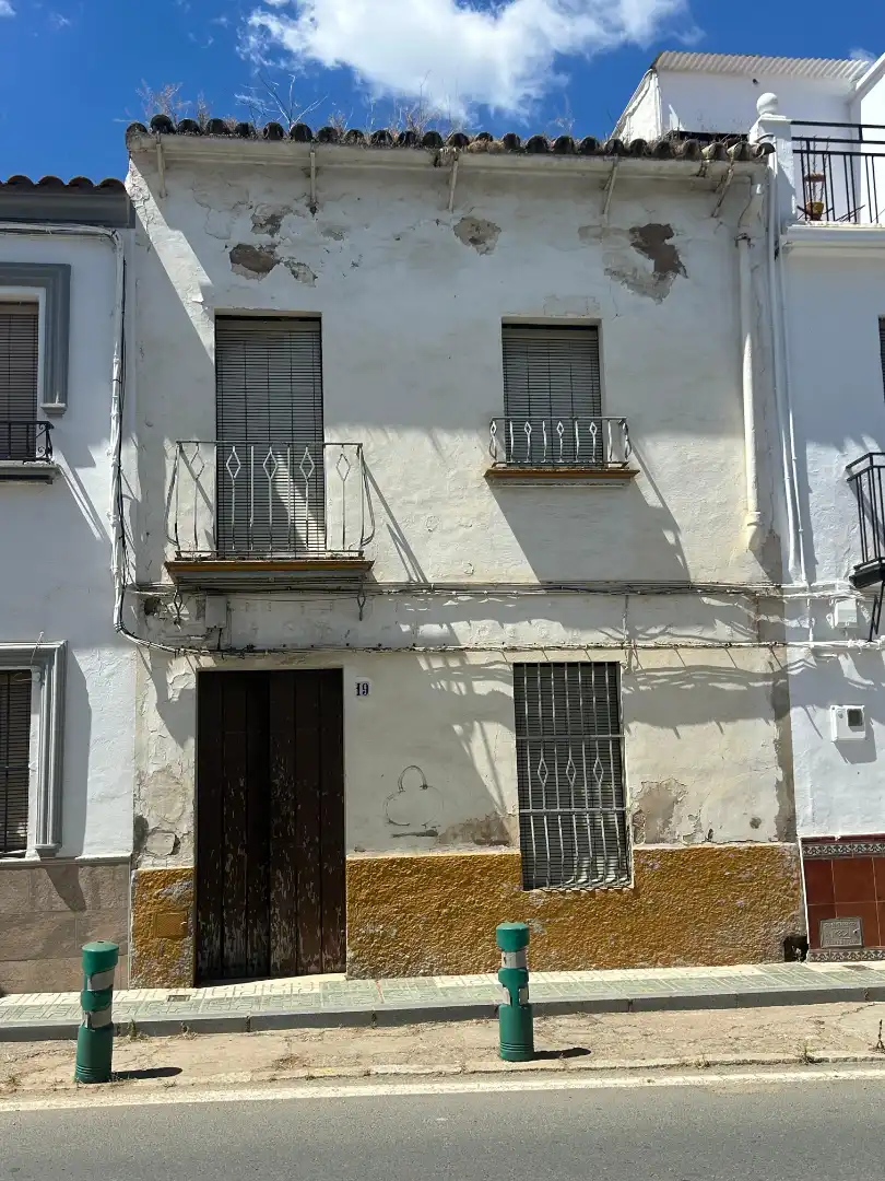 Home for sale in Avenida Nuestra Señora de Aguas Santas 19