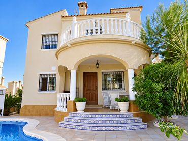 Villa avec jardin à vendre à Orihuela Costa