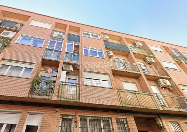 Piso en Venta en Barrio Torrero