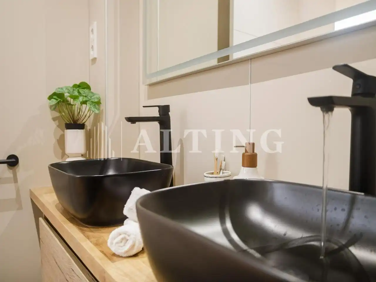 Baño de Piso en venta en Barcelona con Aire acondicionado, Parquet y Terraza