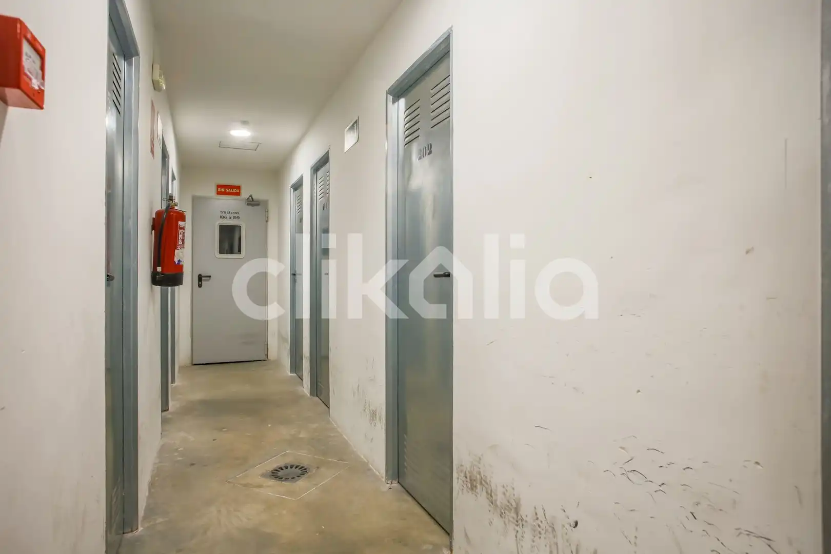 Wohnung zum Verkauf in Tres Cantos mit Heizung, Privatgarten und Terrasse