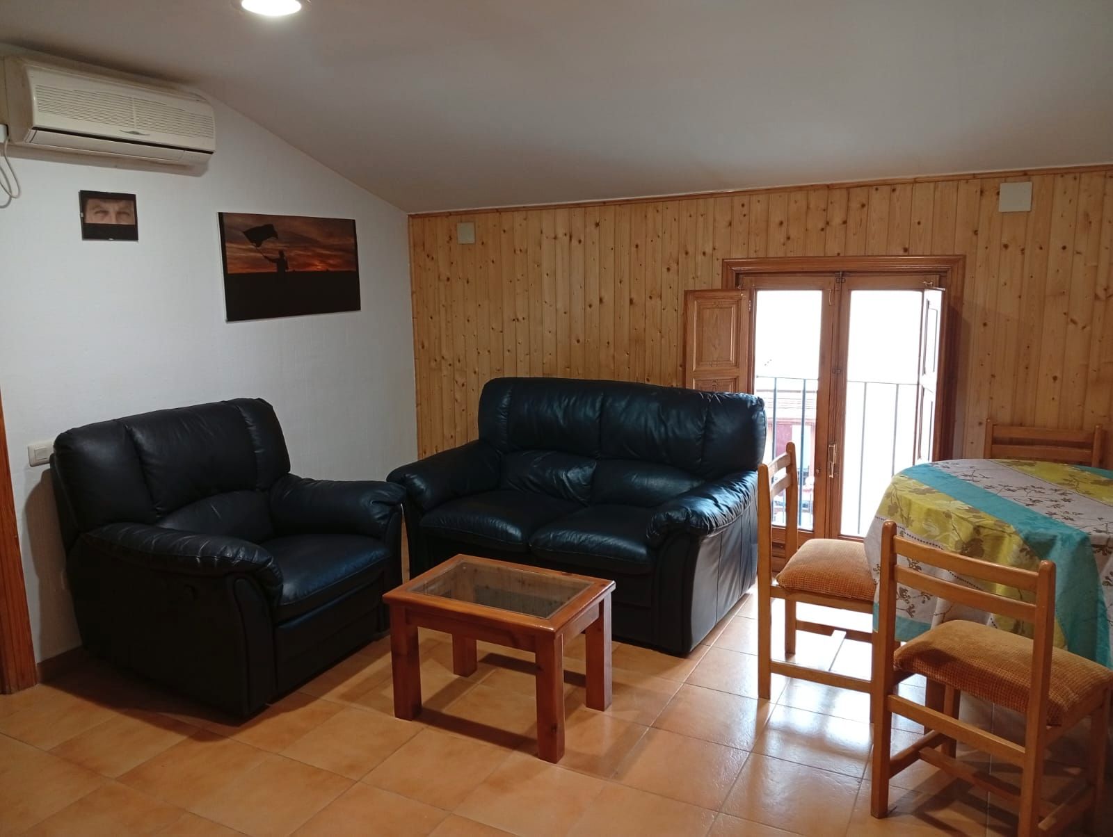 Sala d'estar de Pis de lloguer en Cuenca Capital amb Aire condicionat, Calefacció i Moblat