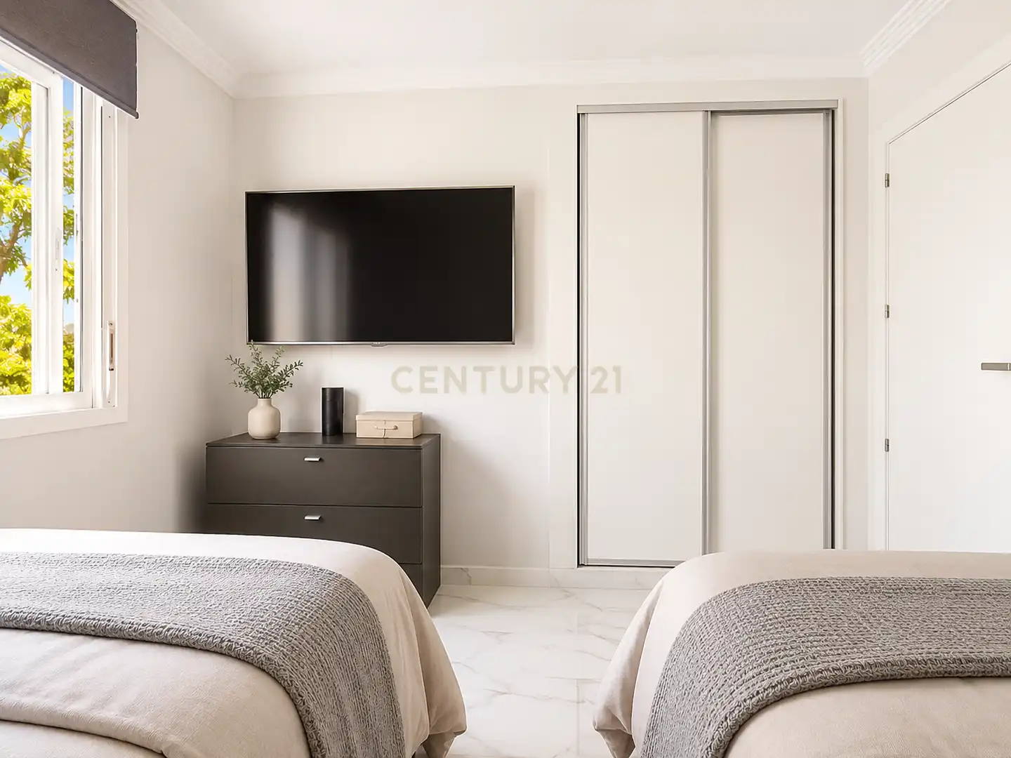 Apartamento con piscina en venta en Avenida las Palmeras, Benalmádena, Spain, imagen 21