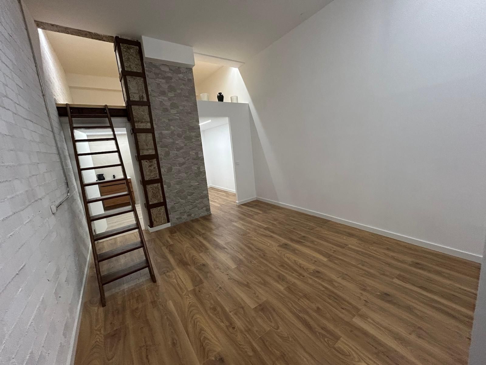 Local en venta en Calle de Amparo Ballester, Beteró