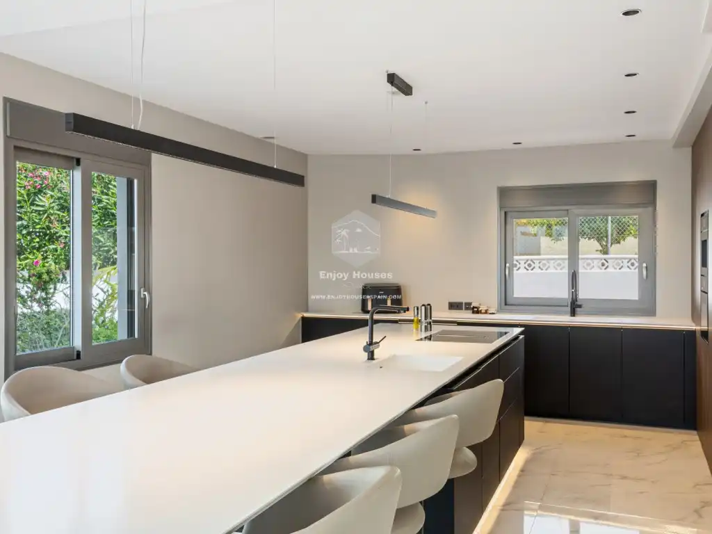Casa con terraza en venta en Coloma, imagen 8