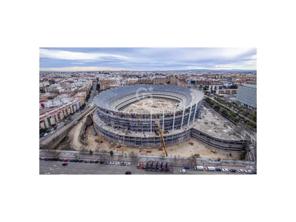 Vista exterior de Piso de alquiler en Valencia con Balcón