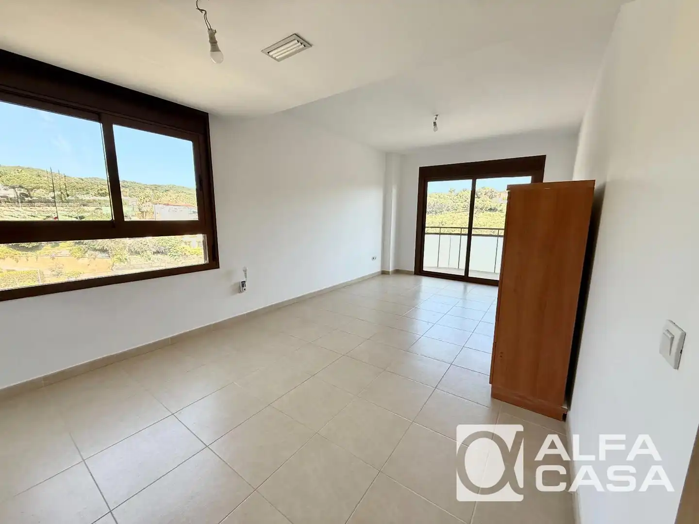 Wohnung zum Verkauf in Lloret de Mar mit Klimaanlage, Heizung und Terrasse