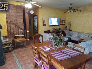 Casa rústica con jardín en venta en Sentmenat