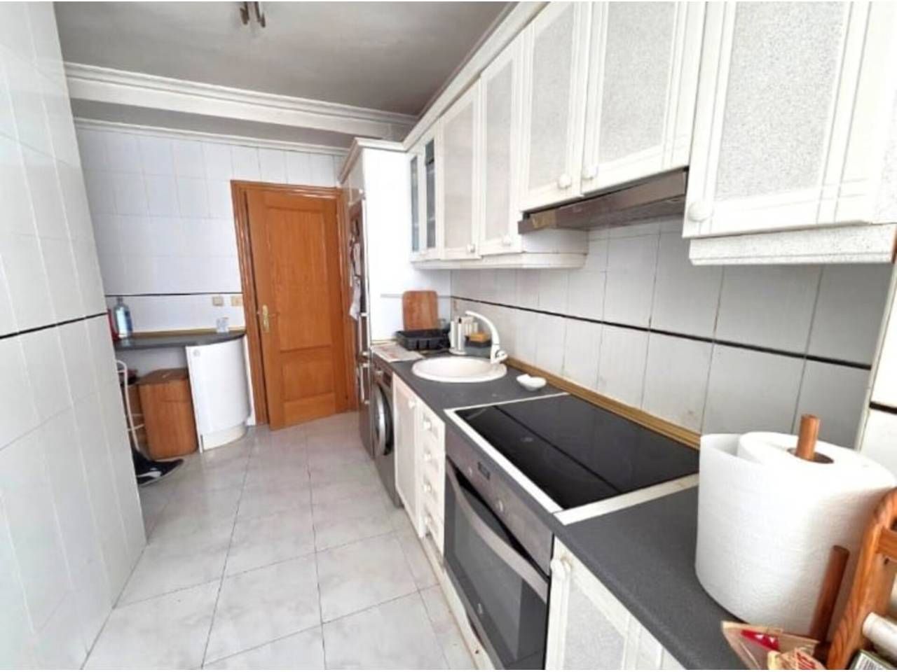 Kitchen of Flat for sale in Burgos Capital  with Heating, Parquet flooring and Terrace