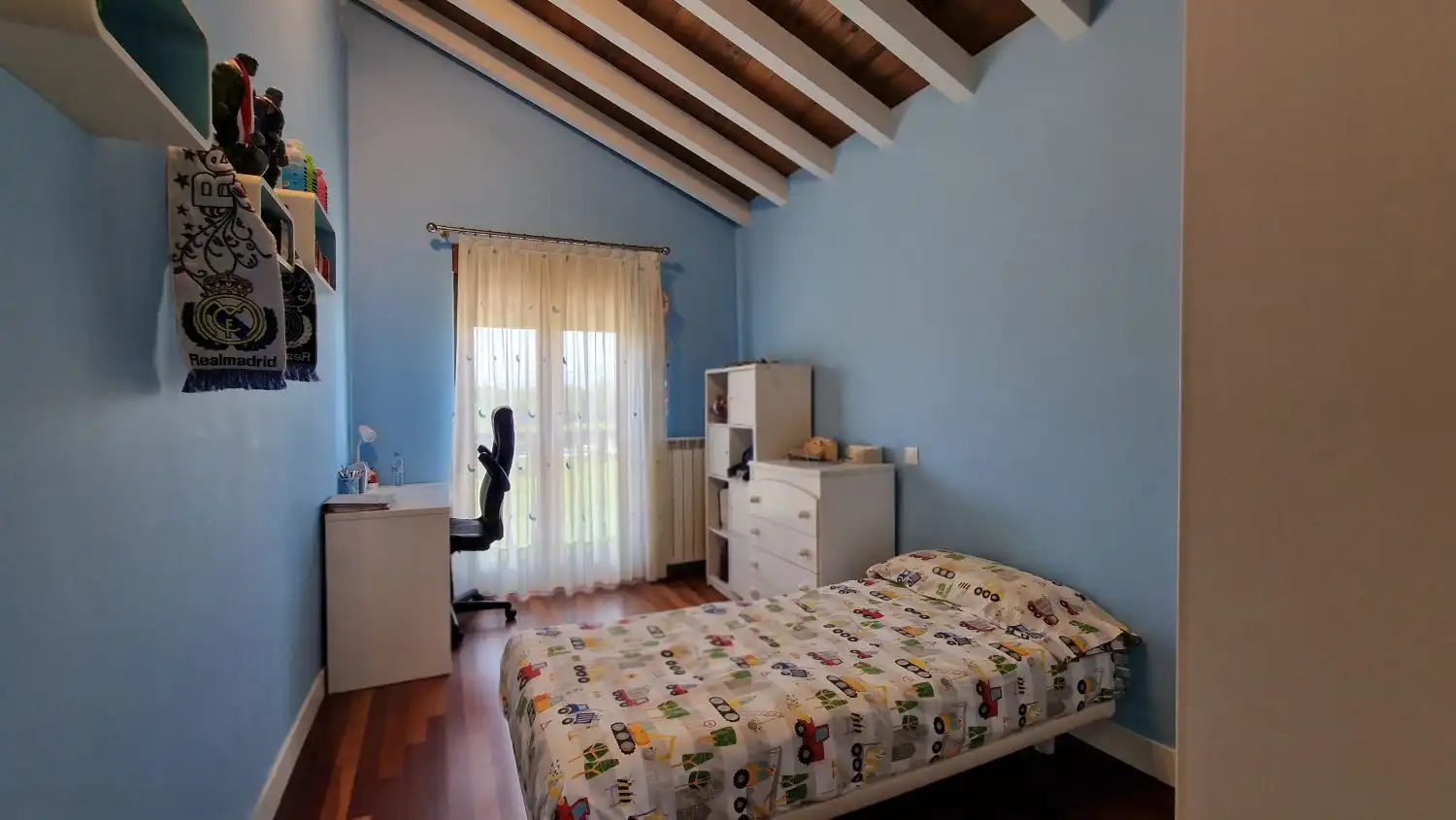 Bedroom of Houses for sale in Polanco  with Heating, Terrace and Storage room