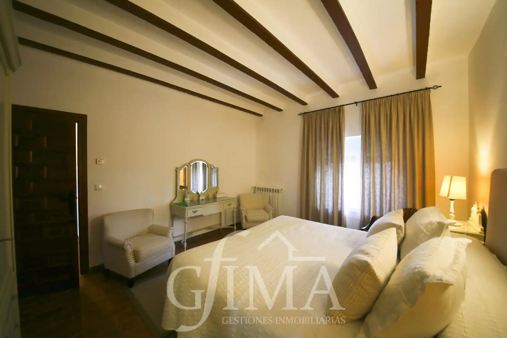 Bedroom of Houses for sale in Argamasilla de Alba  with Air Conditioner, Heating and Terrace