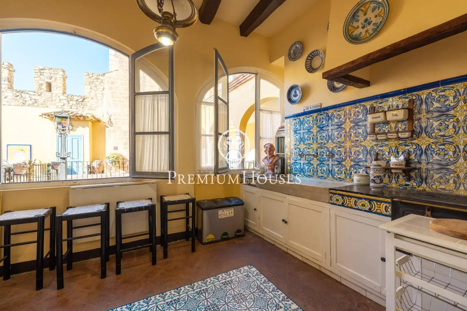 Houses for sale in Montblanc, Tarragona