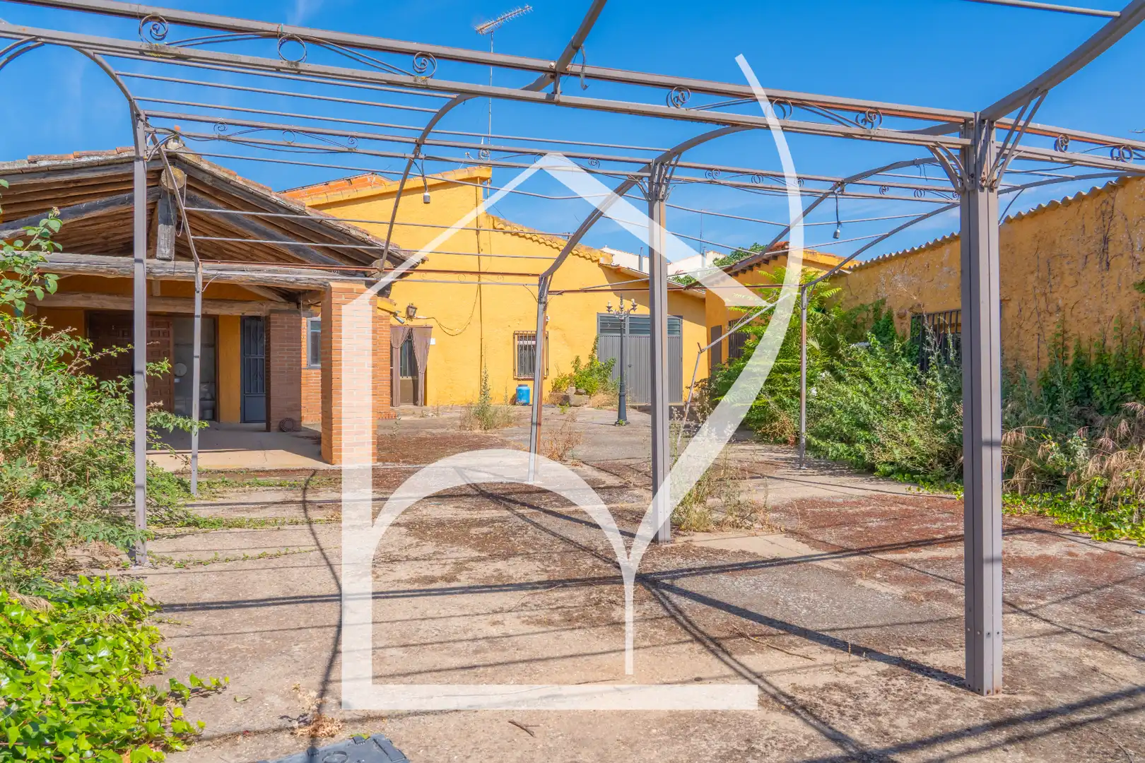 Vista exterior de Casa o chalet en venta en Villarmayor con Aire acondicionado
