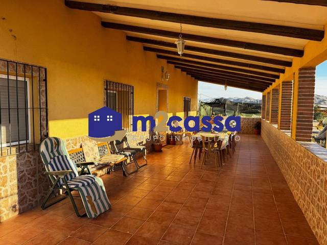 Casa-chalet en Venta en Calarreona