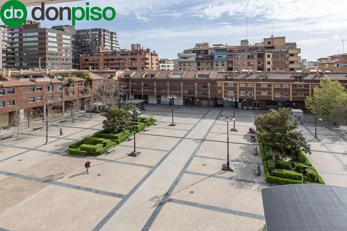 Exterior view of Flat for sale in Granada