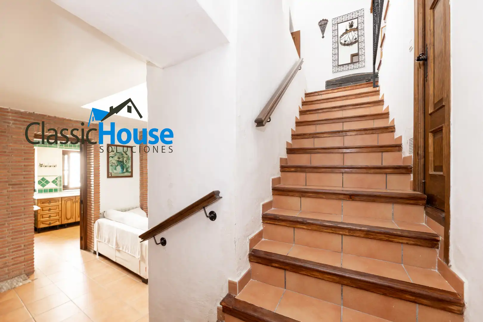 Casa adosada en venta en Granada con Terraza, Amueblado y Horno