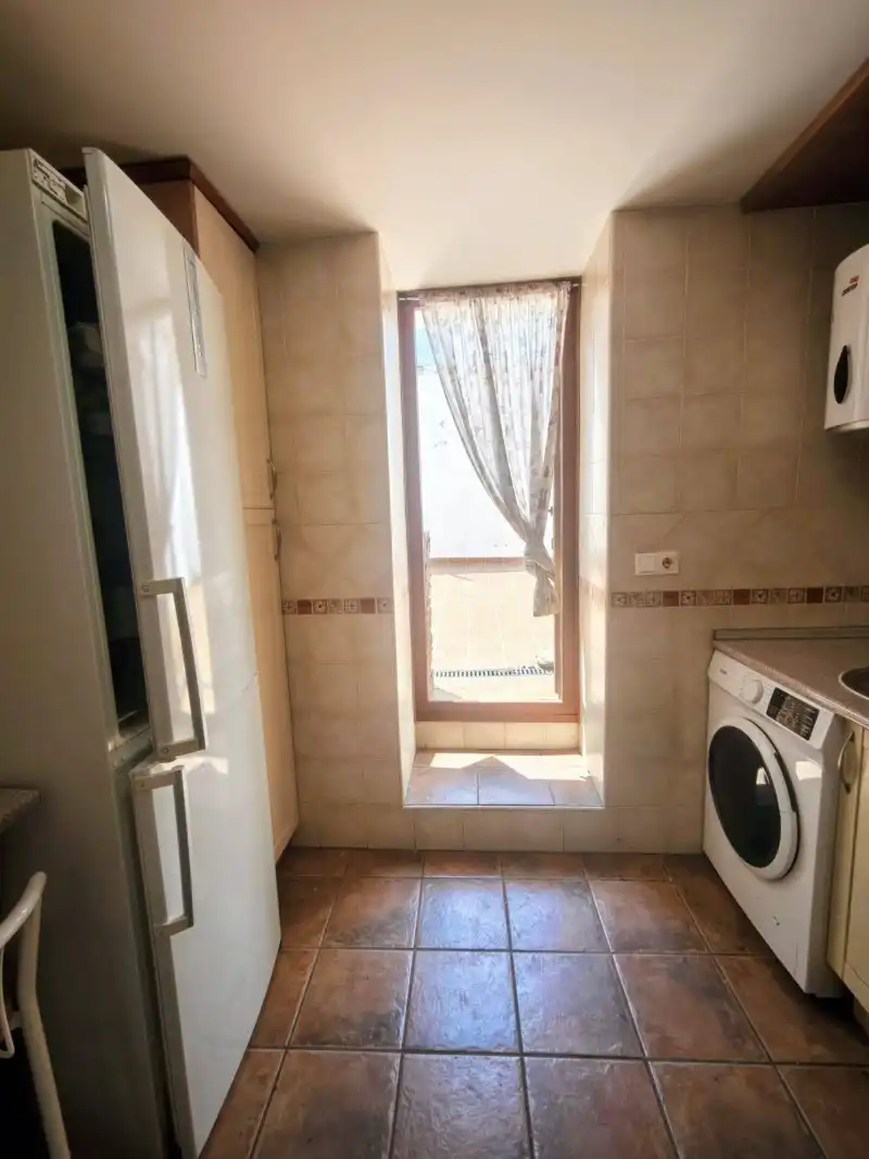 Cuina de Casa o xalet en venda en El Espinar amb Calefacció i Jardí privat