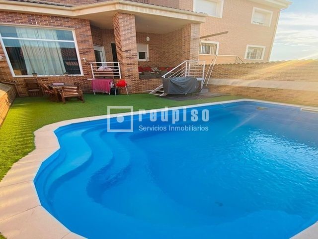 House or chalet for sale