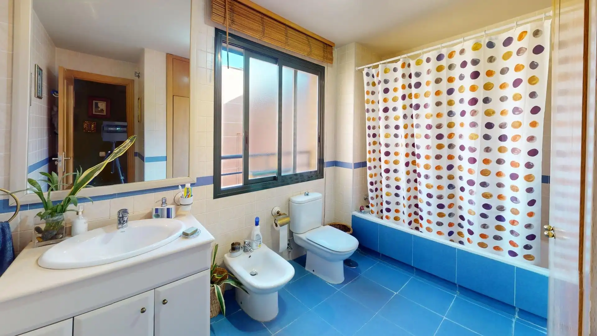 Bathroom of Attic for sale in Alcalá de Henares  with Air Conditioner, Heating and Terrace