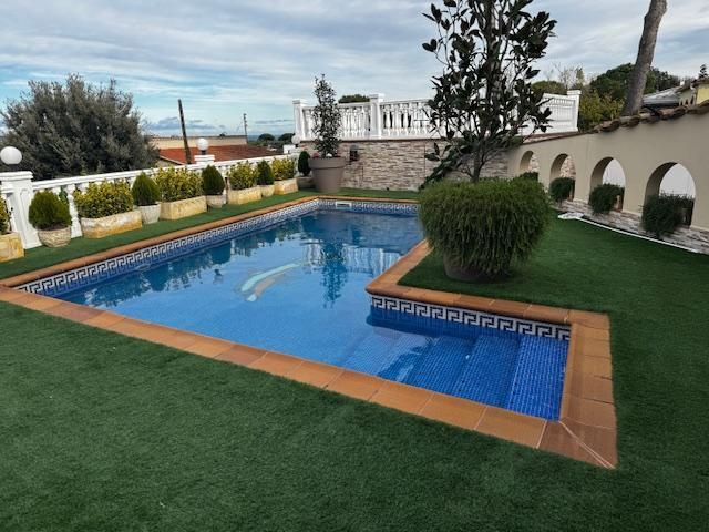Swimming pool of House or chalet for sale in Pals  with Heating, Private garden and Swimming Pool