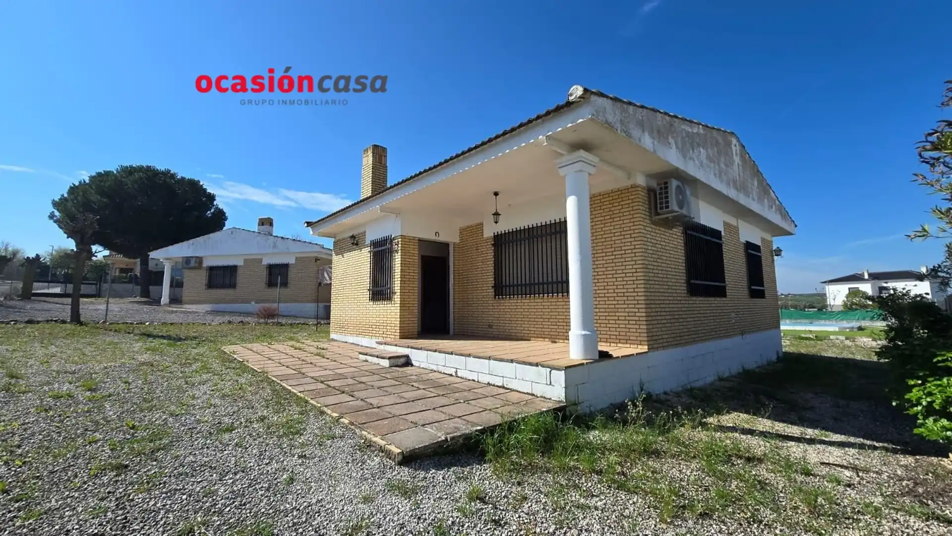 Exterior view of Houses for sale in Alcaracejos  with Storage room, Swimming Pool and Furnished