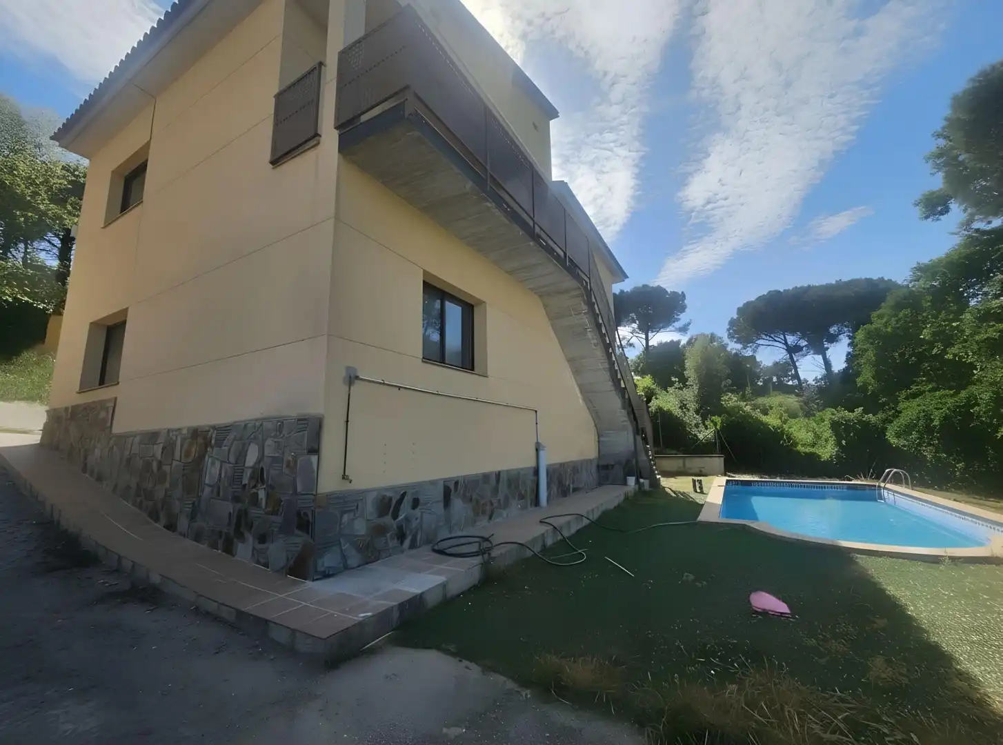 Vista exterior de Casa o xalet en venda en Fogars de la Selva amb Calefacció, Jardí privat i Terrassa