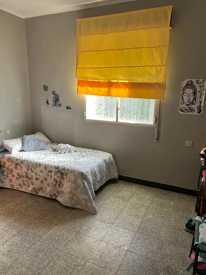 Dormitori de Casa o xalet en venda en Pontevedra Capital  amb Moblat
