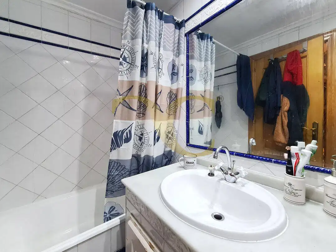 Badezimmer von Maisonette zum Verkauf in Gijón  mit Heizung und Terrasse