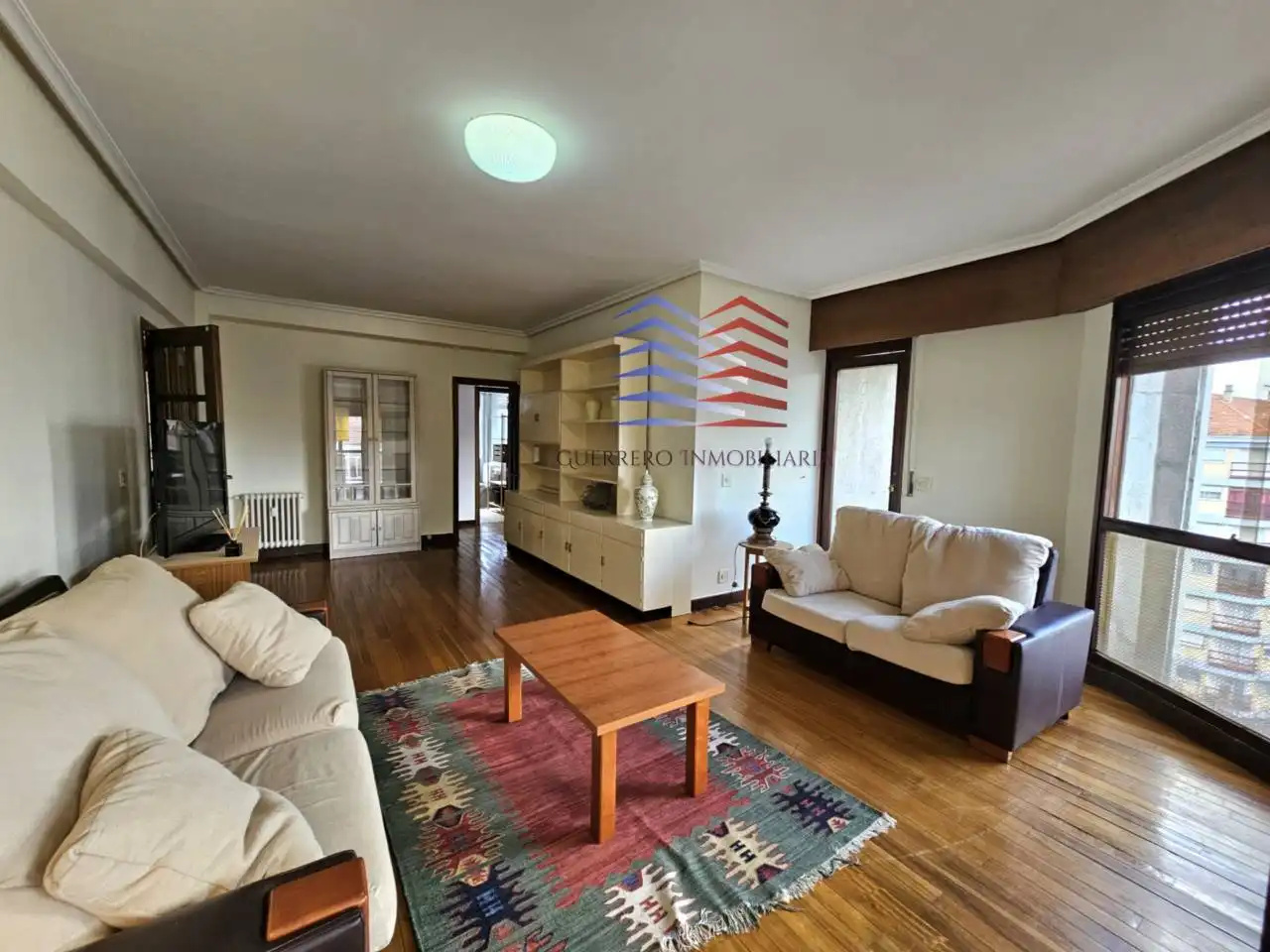 Sala de estar de Piso de alquiler en Ourense Capital  con Calefacción, Parquet y Trastero