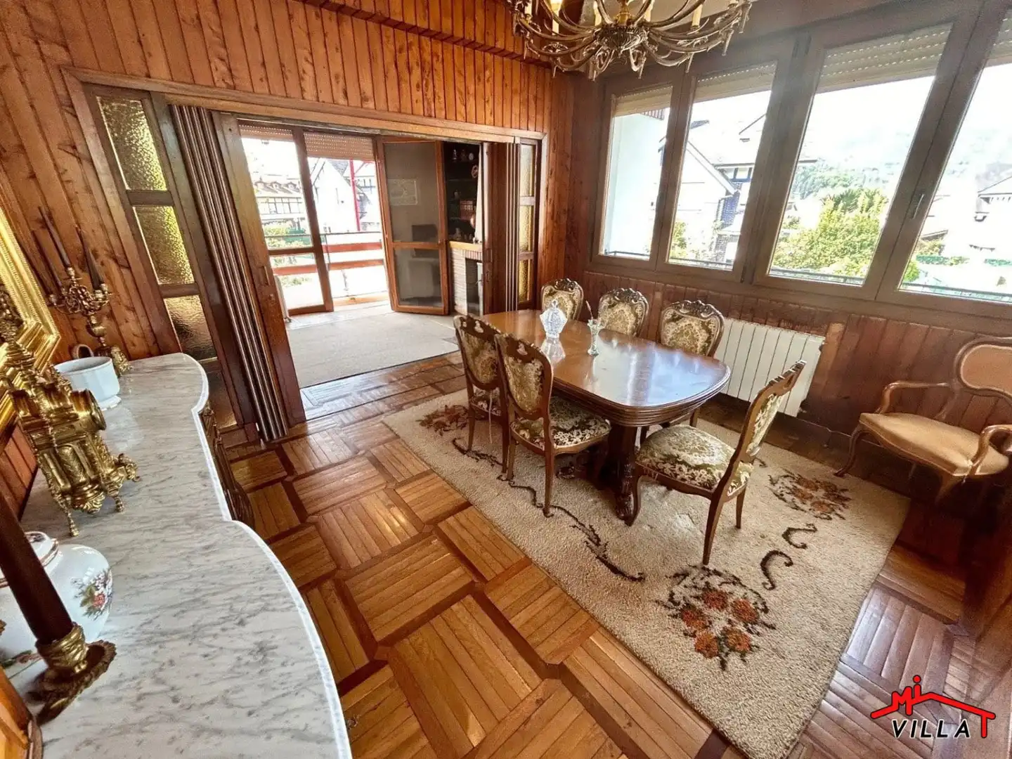 Menjador de Casa o xalet en venda en Ampuero amb Calefacció, Terrassa i Moblat