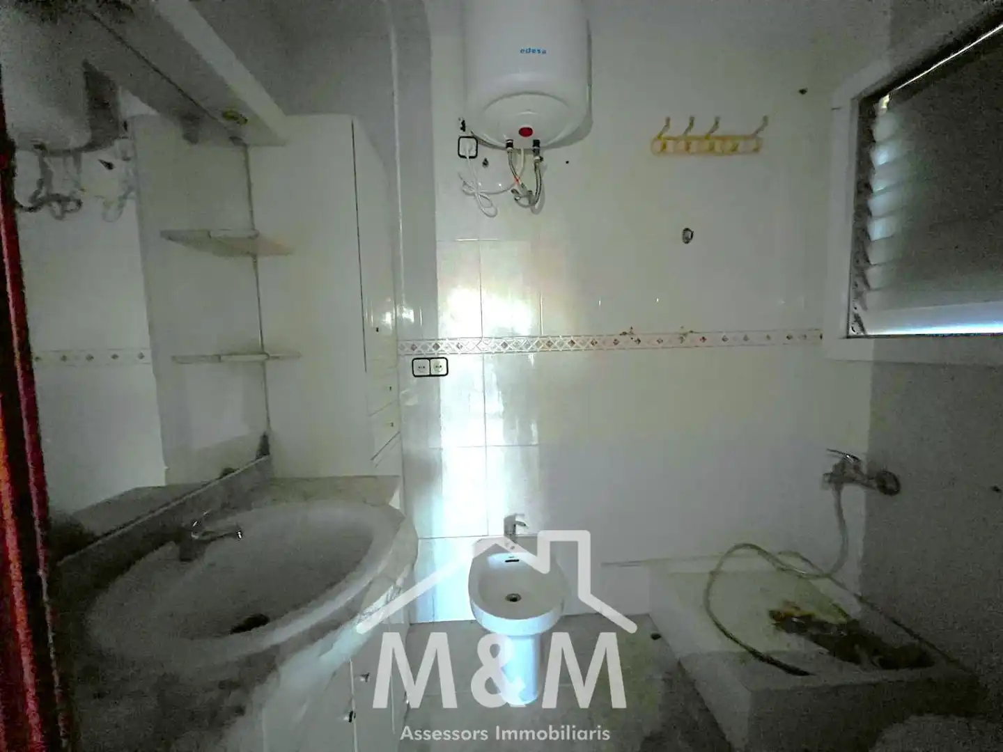 Bany de Loft en venda en Castelldefels amb Balcó