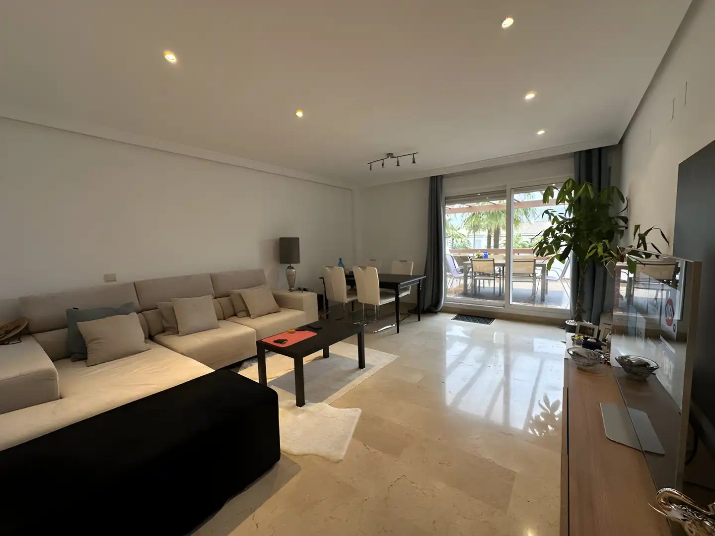 Apartament amb piscina en venda a Selwo, imagen 5