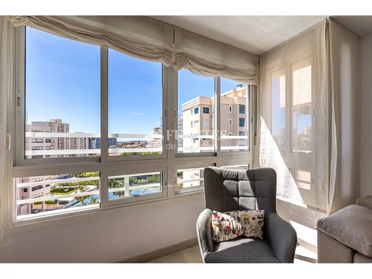 Bedroom of Apartments for sale in Alicante / Alacant  with Air Conditioner, Storage room and Community pool
