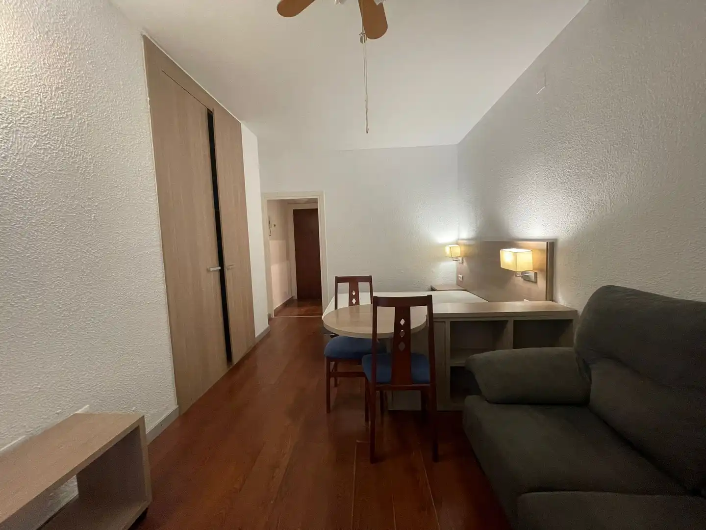 Wohnzimmer von Wohnung zum Verkauf in  Barcelona Capital mit Möbliert