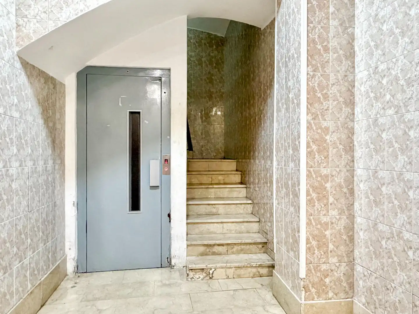 Piso con ascensor en venta en Calle CONCHITA PIQUER 7, imagen 4