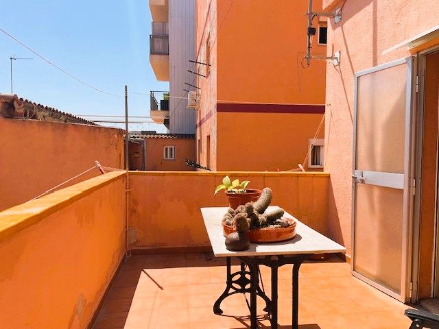 Terrace of Flat for sale in Badalona  with Air Conditioner, Heating and Oven