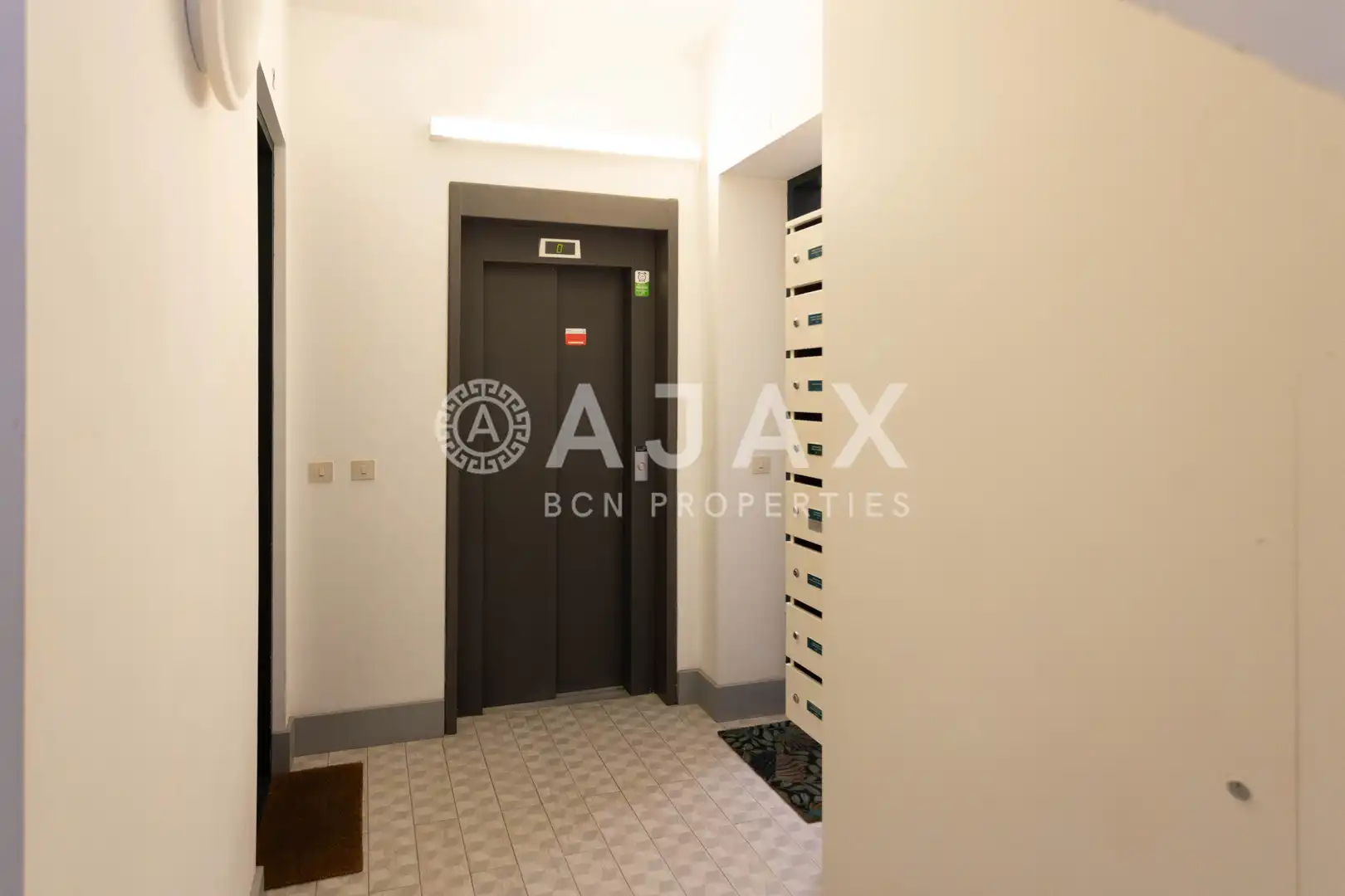 Piso en venta en Passatge de Maiol, Sagrada Família