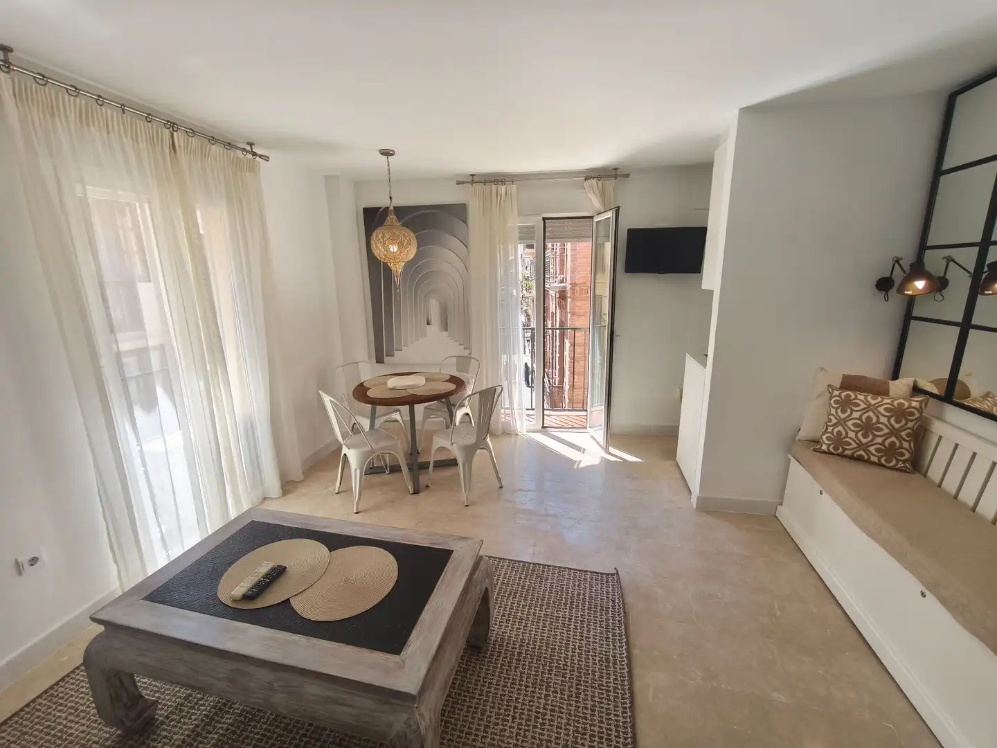 Wohnung zur Miete in Elvira, Centro - Sagrario
