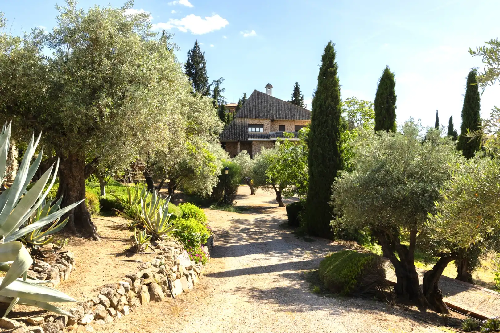 Garden of Houses for sale in Toledo  with Air Conditioner, Heating and Private garden
