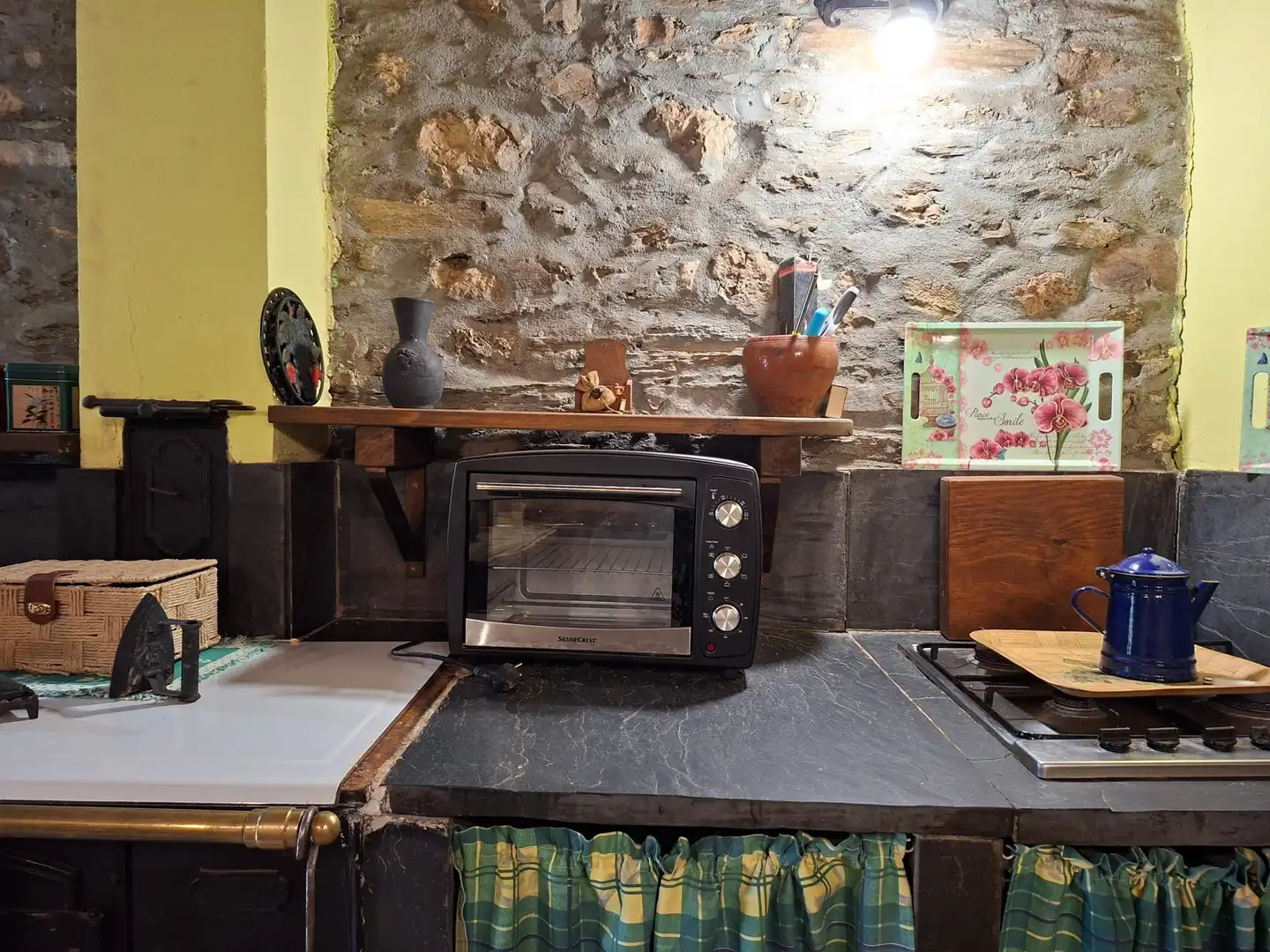 Cuina de Finca rústica en venda en Borrenes amb Terrassa i Balcó