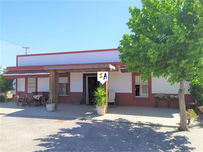 House or chalet for sale in Santaella  with Air Conditioner, Terrace and Storage room