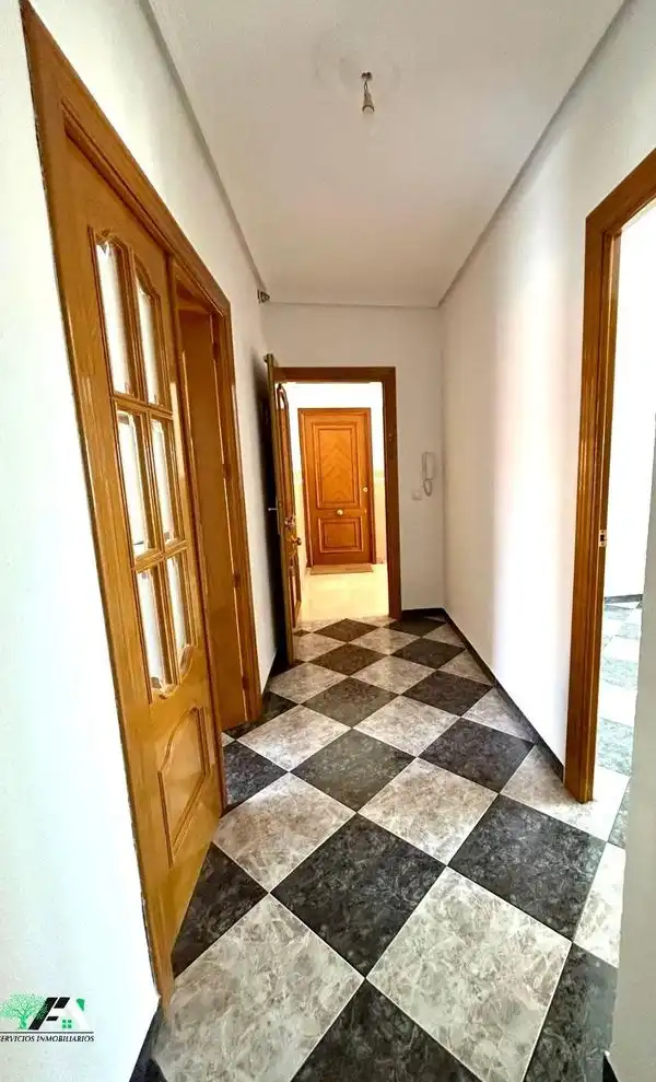 Piso en venta en Begíjar con Balcón