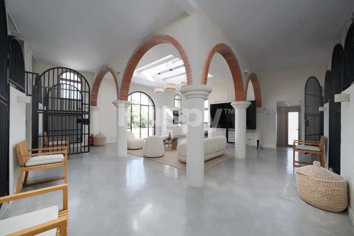 Sala d'estar de Casa o xalet en venda en Elche / Elx amb Aire condicionat, Calefacció i Jardí privat