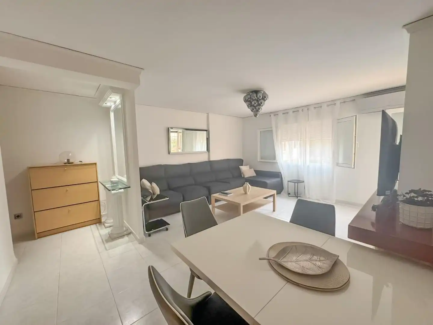Sala d'estar de Casa o xalet de lloguer en Dénia amb Aire condicionat, Terrassa i Piscina comunitària