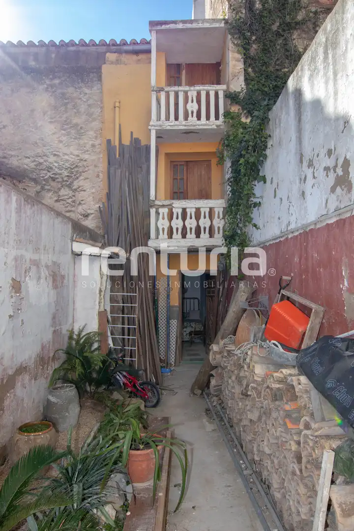Exterior view of Commercial properties for sale in La Font de la Figuera  with Furnished