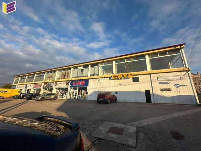 Nave industrial en Alquiler en Calle AMIEIROLONGO en Mos