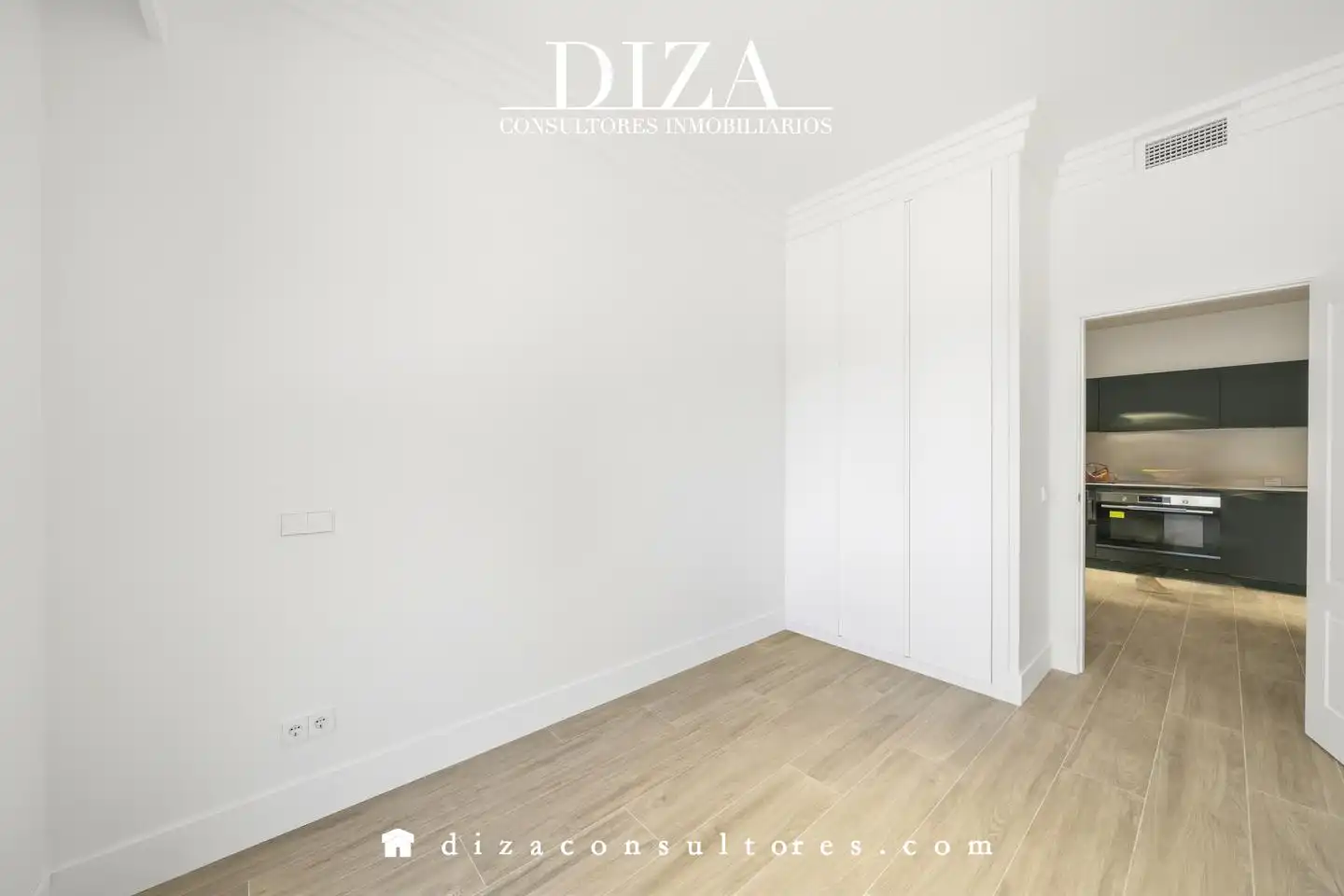 Dormitori de Planta baixa de lloguer en Madrid amb Aire condicionat